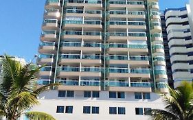 Flat Frente Mar com Varanda